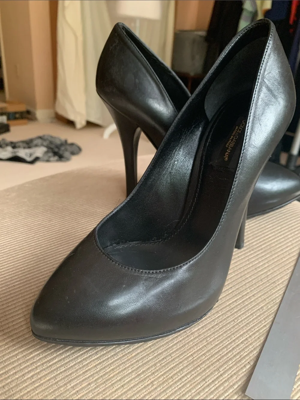 Dolce & Gabbana Black Leather Pointed Stiletto Heels